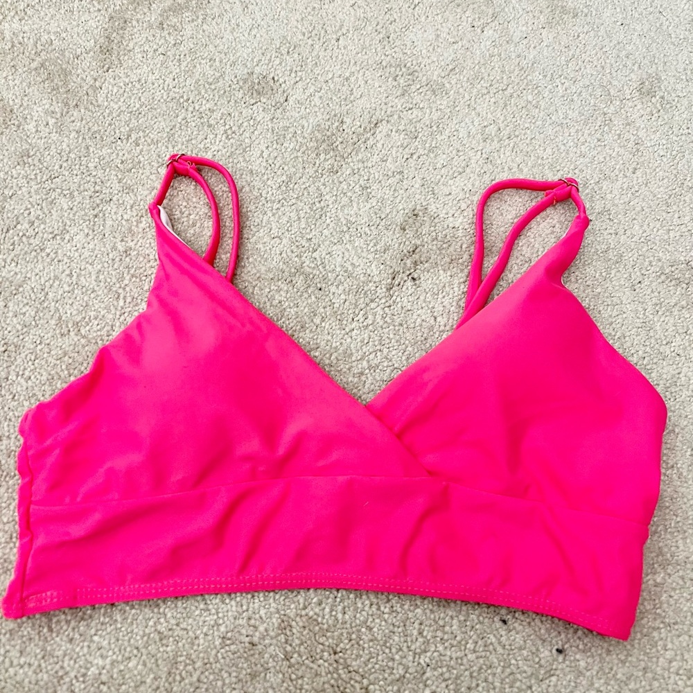 Hot pink bikini top new! Size medium